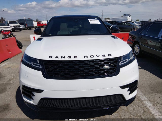 SALYL2RN8JA756510 Land Rover Range Rover Velar D180 Se R-dynamic
