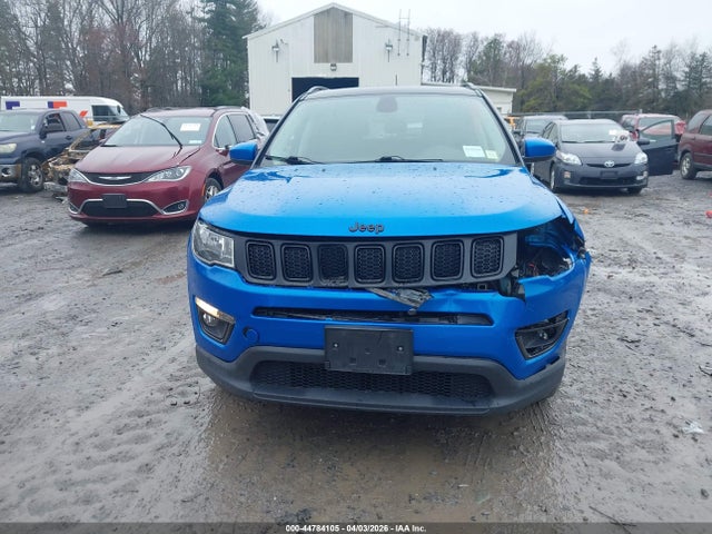 2019 Jeep Compass Altitude 4x4 მანქანა იყიდება აუქციონზე, vin: 3C4NJDBB3KT840384, აუქციონის ნომერი: 44784105