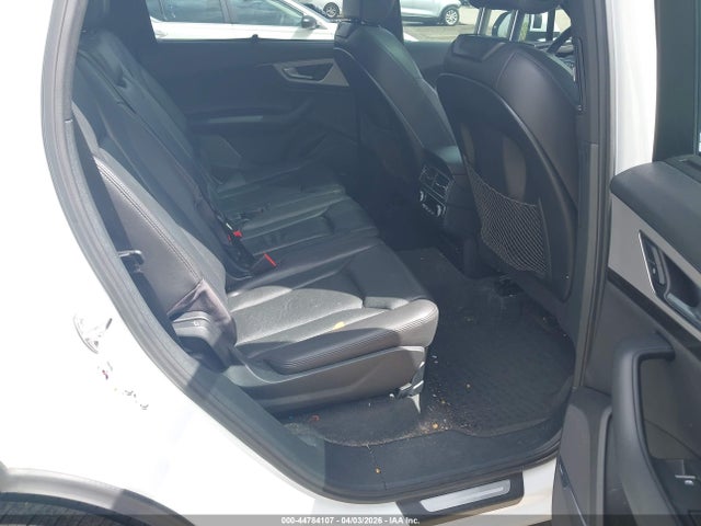 44784107 :رقم المزاد ، WA1LHAF72HD038439 vin ، 2017 Audi Q7 2.0t Premium مزاد بيع