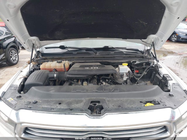 44784117 :رقم المزاد ، 1C6SRFJM1NN296764 vin ، 2022 Ram 1500 Laramie  4x4 5'7 Box مزاد بيع