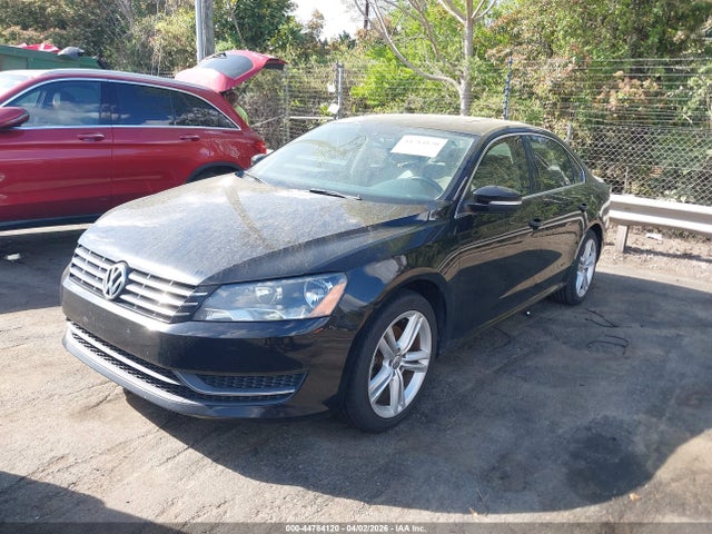 Aukcja sprzedaży 2014 Volkswagen Passat 2.0l Tdi Se, vin: 1VWBN7A35EC069104, numer aukcji: 44784120