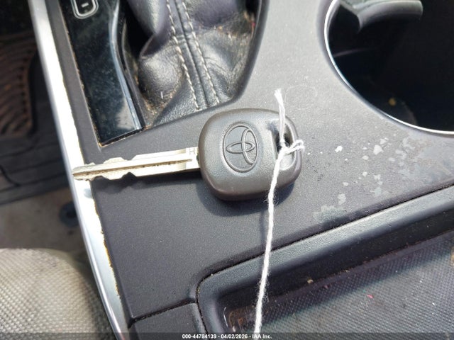 4T1BF1FK3FU112343 Toyota CAMRY LE