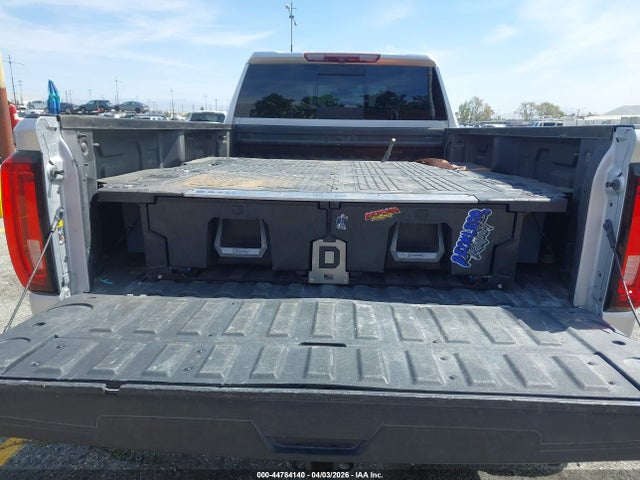 1GT49UEY7LF307115 GMC Sierra 3500hd 4wd Long Bed Slt