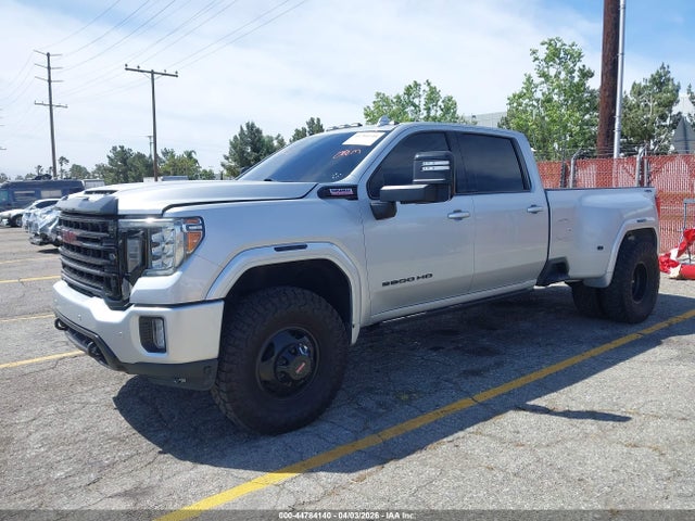 1GT49UEY7LF307115 GMC Sierra 3500hd 4wd Long Bed Slt