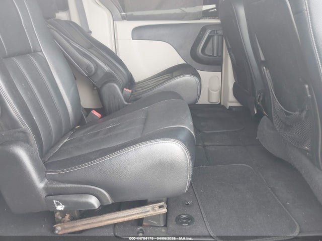 Продажа на аукционе авто 2015 Chrysler Town & Country Touring, vin: 2C4RC1BG4FR646462, номер лота: 44784175
