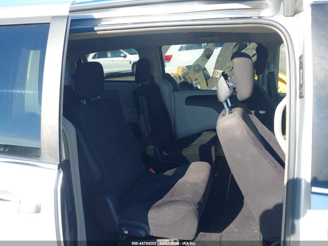 44784202 :رقم المزاد ، 2D4RN5DG6BR660617 vin ، 2011 Dodge Grand Caravan Crew مزاد بيع