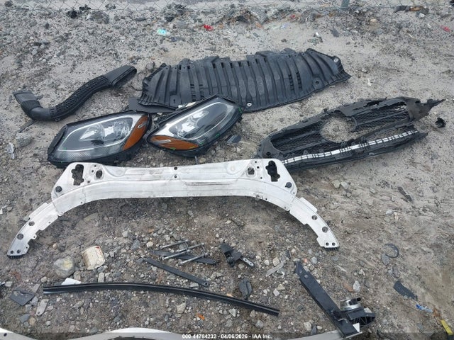 44784232 :رقم المزاد ، 55SWF4JB0HU200663 vin ، 2017 Mercedes-benz C 300 مزاد بيع