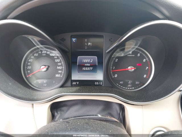44784232 :رقم المزاد ، 55SWF4JB0HU200663 vin ، 2017 Mercedes-benz C 300 مزاد بيع
