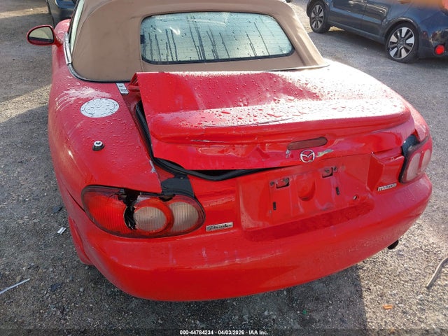 Aukcja sprzedaży 2002 Mazda Mx-5 Miata Cloth/ls/se, vin: JM1NB353320225567, numer aukcji: 44784234
