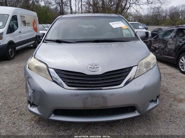 Продаж на аукціоні авто 2011 Toyota Sienna Xle V6, vin: 5TDYK3DC0BS095257, номер лоту: 44784239