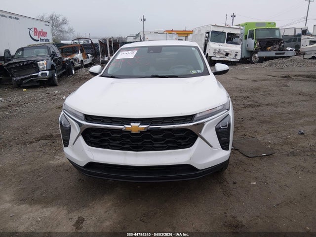 KL77LFE23RC006970 Chevrolet Trax Fwd Sp