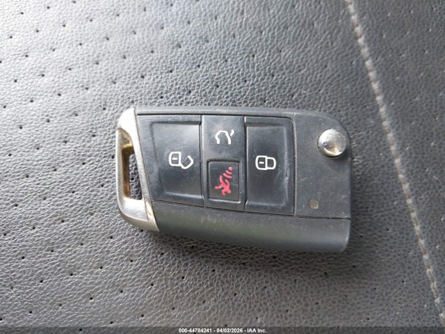 2018 VOLKSWAGEN TIGUAN 3VV3B7AX0JM164523 Photo 10