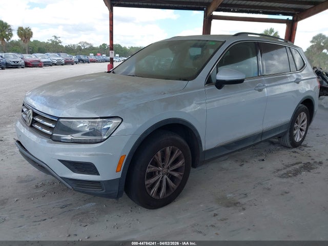 2018 VOLKSWAGEN TIGUAN 3VV3B7AX0JM164523 Photo 1