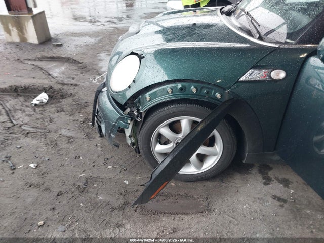 2009 MINI COOPER S WMWMS335X9TG89240 Photo 5