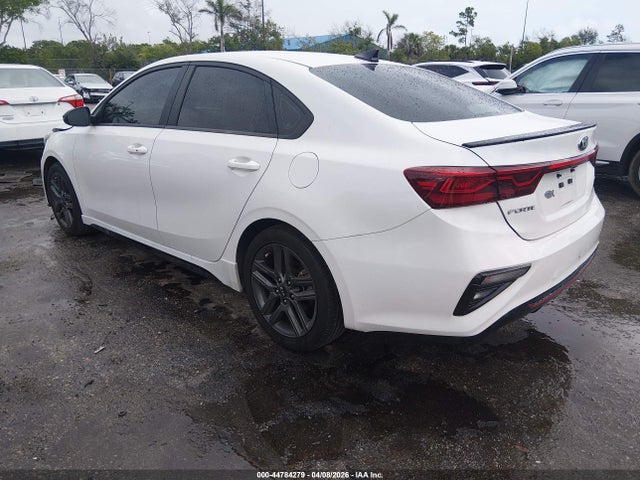 44784279 :رقم المزاد ، 3KPF34AD9ME417012 vin ، 2021 Kia Forte Gt-line مزاد بيع