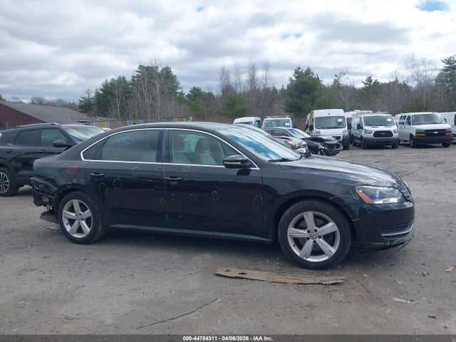 Aukcja sprzedaży 2012 Volkswagen Passat 2.5l Se, vin: 1VWBP7A3XCC044979, numer aukcji: 44784311