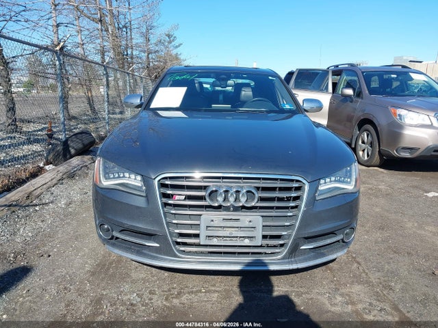 Продажа на аукционе авто 2013 Audi S8 4.0t, vin: WAUD2AFD4DN017319, номер лота: 44784316