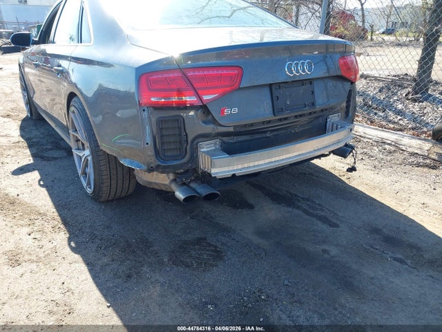 Продажа на аукционе авто 2013 Audi S8 4.0t, vin: WAUD2AFD4DN017319, номер лота: 44784316