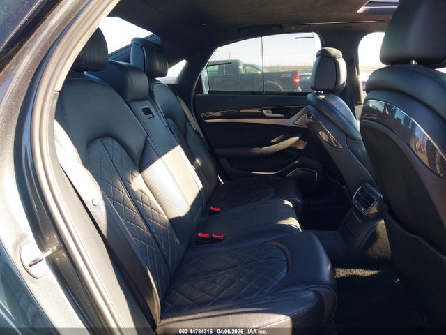 Продажа на аукционе авто 2013 Audi S8 4.0t, vin: WAUD2AFD4DN017319, номер лота: 44784316
