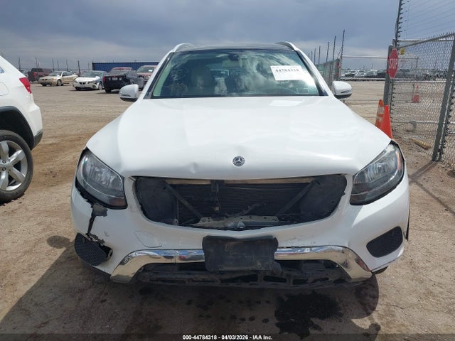 Продажа на аукционе авто 2017 Mercedes-benz Glc 300, vin: WDC0G4JB2HV008046, номер лота: 44784318