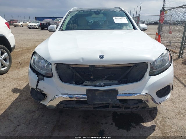 Продажа на аукционе авто 2017 Mercedes-benz Glc 300, vin: WDC0G4JB2HV008046, номер лота: 44784318