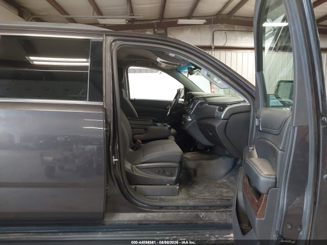 2018 CHEVROLET SUBURBAN 1GNSKKEC4JR316538 Photo 4