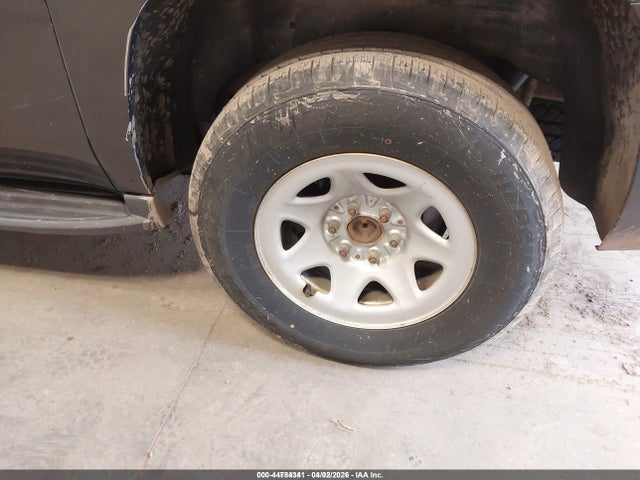 2018 CHEVROLET SUBURBAN 1GNSKKEC4JR316538 Photo 5