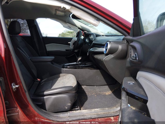 KL77LHE22RC243574 Chevrolet Trax Fwd Lt