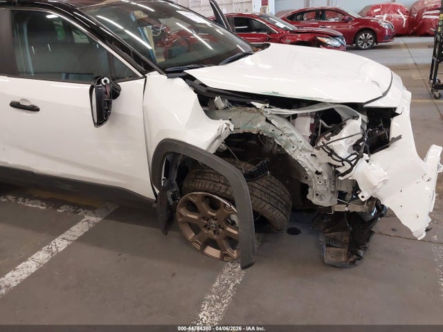 2T3UWRFV1SW282669 Toyota Rav4 Hybrid Woodland Edition