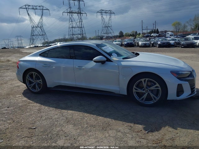 WAUFJBFWXR7003889 Audi E-tron Gt Premium Plus Quattro