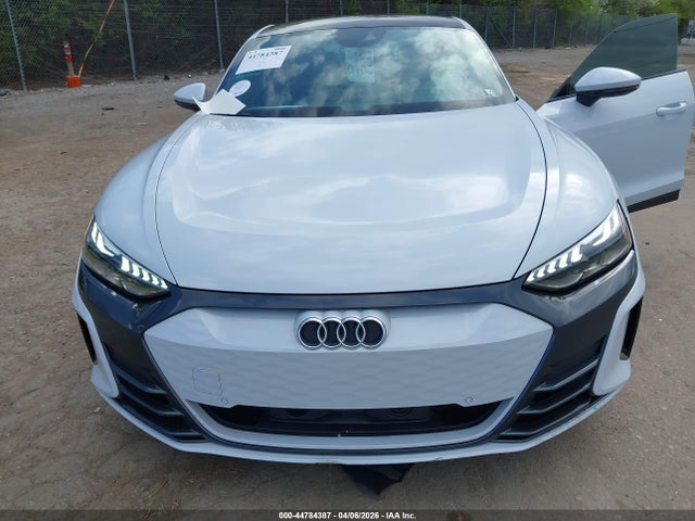 WAUFJBFWXR7003889 Audi E-tron Gt Premium Plus Quattro