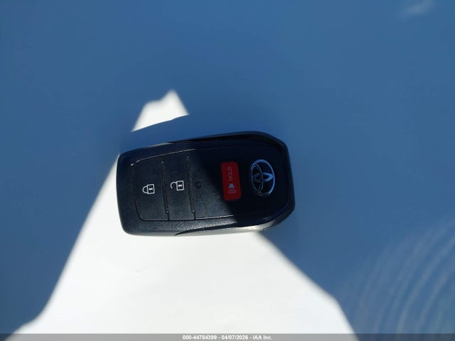 2025 Toyota 4runner Sr5 მანქანა იყიდება აუქციონზე, vin: JTEVA5BR4S5004906, აუქციონის ნომერი: 44784399