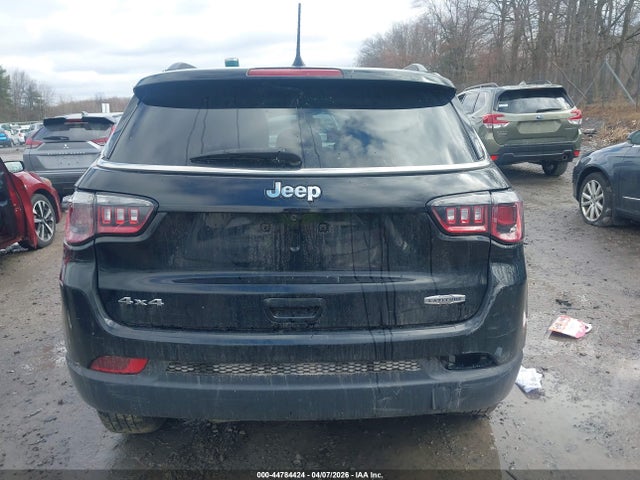 2020 Jeep Compass Latitude 4x4 მანქანა იყიდება აუქციონზე, vin: 3C4NJDBB0LT138590, აუქციონის ნომერი: 44784424