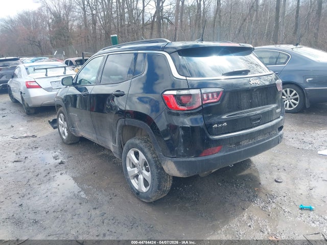 2020 Jeep Compass Latitude 4x4 მანქანა იყიდება აუქციონზე, vin: 3C4NJDBB0LT138590, აუქციონის ნომერი: 44784424