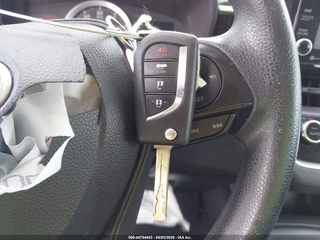 Продажа на аукционе авто 2022 Toyota Corolla Le, vin: 5YFEPMAE5NP363507, номер лота: 44784443