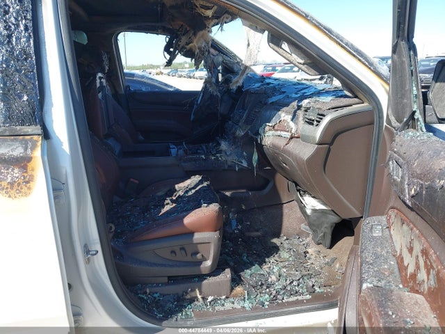 1GNSKCKCXFR176898 Chevrolet Tahoe Ltz