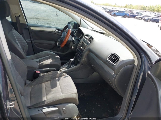 Aukcja sprzedaży 2014 Volkswagen Golf 2.5l, vin: WVWDB7AJ0EW007725, numer aukcji: 44784470