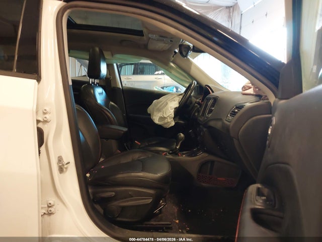 2017 Jeep New Compass Trailhawk 4x4 მანქანა იყიდება აუქციონზე, vin: 3C4NJDDB3HT631894, აუქციონის ნომერი: 44784478