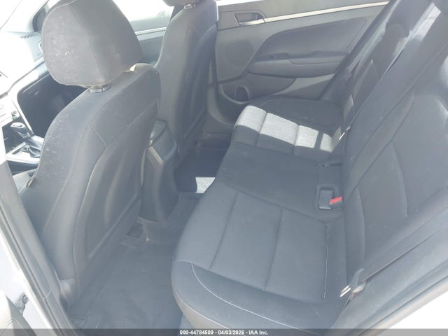 5NPD74LF9JH269414 Hyundai ELANTRA SE