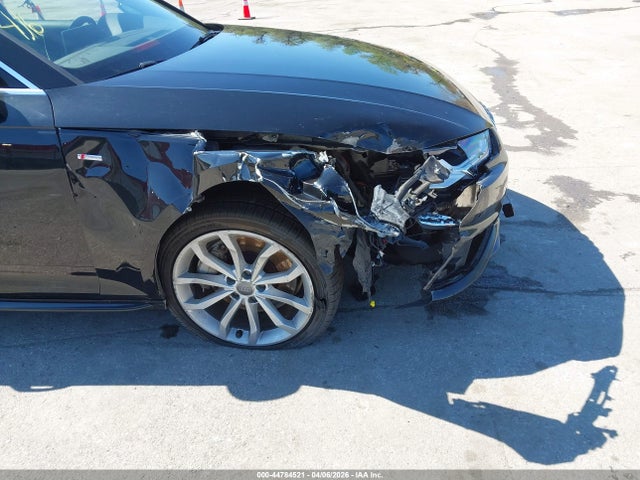 44784521 :رقم المزاد ، WAUENAF40KN001529 vin ، 2019 Audi A4 45 Premium مزاد بيع