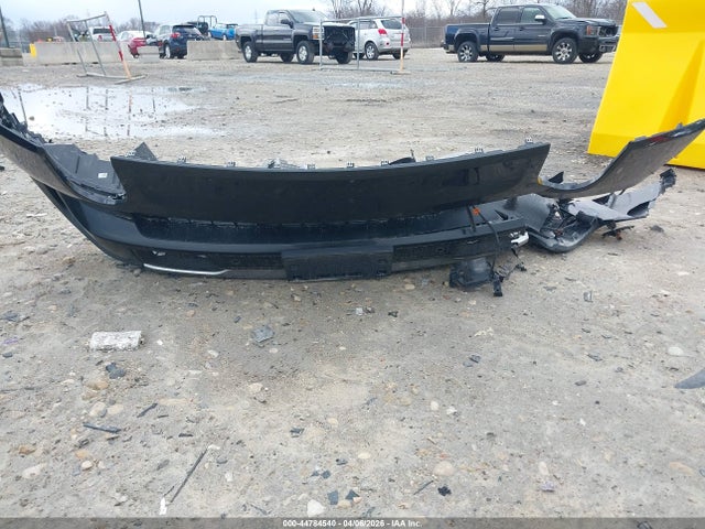 7FCTGAAA1NN015245 Rivian R1t Adventure