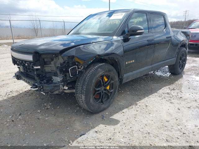 2022 RIVIAN R1T 7FCTGAAA1NN015245 Photo 1