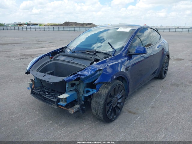 2023 TESLA MODEL Y 7SAYGDEF9PF709592 Photo 1