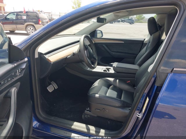 2023 TESLA MODEL Y 7SAYGDEF9PF709592 Photo 4