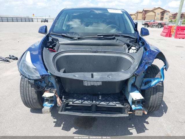 2023 TESLA MODEL Y 7SAYGDEF9PF709592 Photo 5