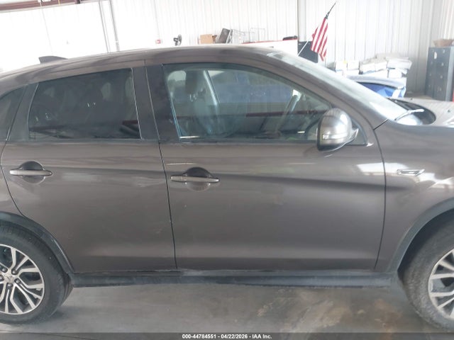 44784551 :رقم المزاد ، JA4AR3AU0JU016281 vin ، 2018 Mitsubishi Outlander Sport 2.0 Es مزاد بيع