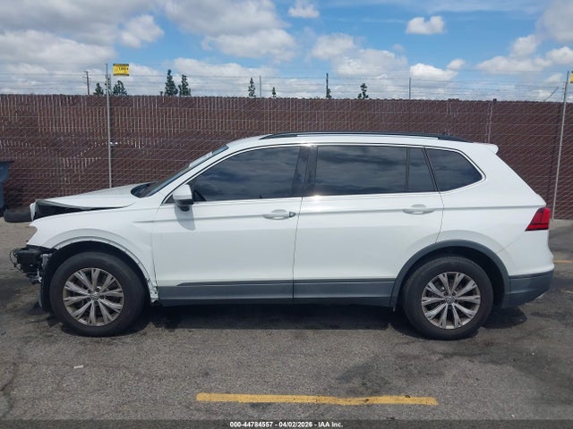 3VV3B7AX4KM153798 Volkswagen Tiguan 2.0t Se/2.0t Sel/2.0t Sel R-line/2.0t Sel R-line Black