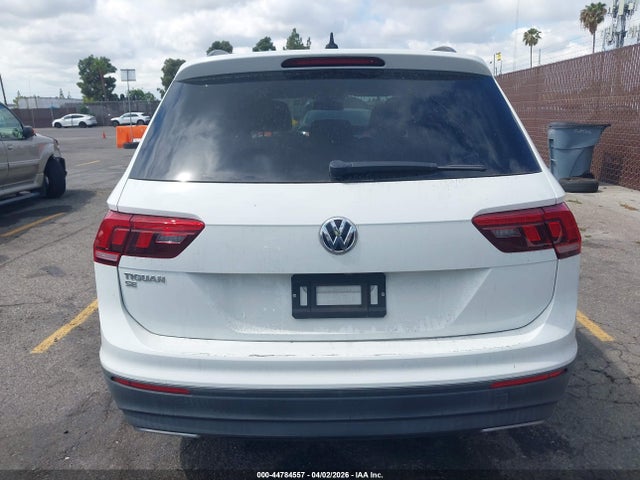 3VV3B7AX4KM153798 Volkswagen Tiguan 2.0t Se/2.0t Sel/2.0t Sel R-line/2.0t Sel R-line Black