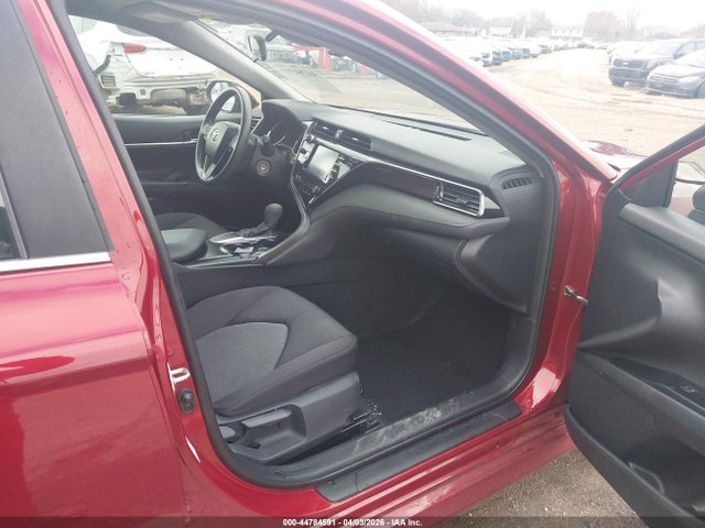 Toyota CAMRY LE 2019 4T1B11HK5KU249127 Image 5