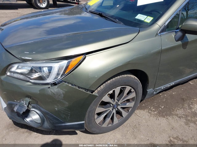 44784651 :رقم المزاد ، 4S4BSALC9F3303831 vin ، 2015 Subaru Outback 2.5i Limited مزاد بيع